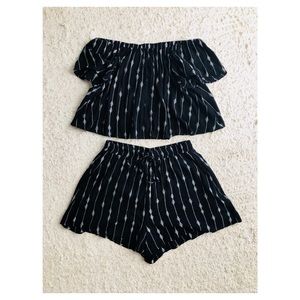 Two piece set